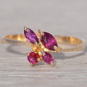 Ruby Ring in Yellow Gold